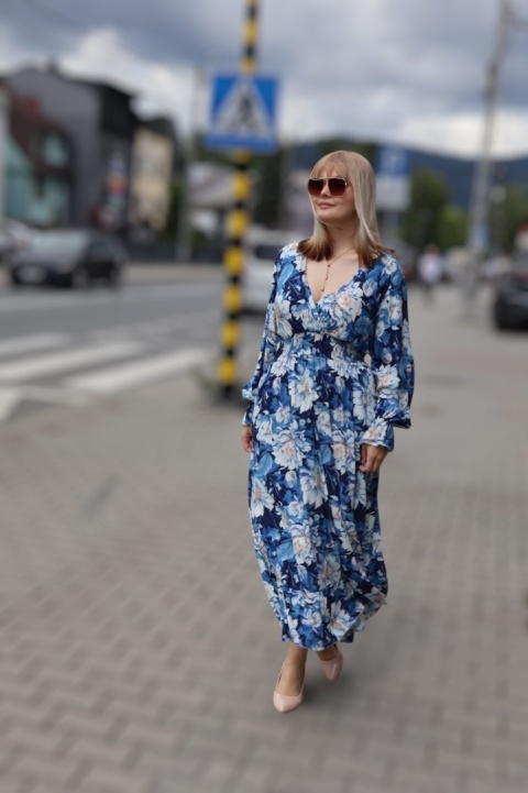 Długa wiskozowa sukienka z kieszeniami, dekolt kopertowy, marka Pepper