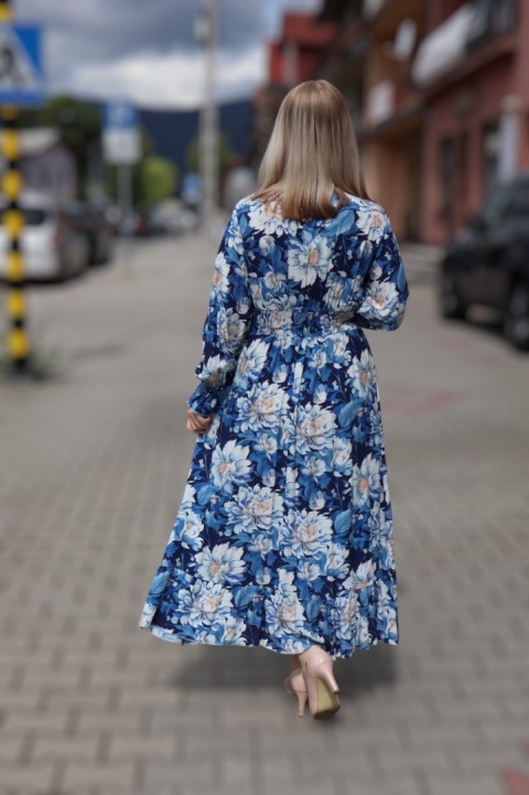 Długa wiskozowa sukienka z kieszeniami, dekolt kopertowy, marka Pepper