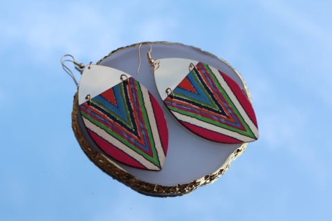 Kolczyki wiszące, drewniane, kolorowe, etniczny wzór