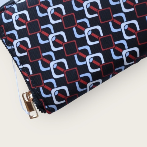 Portfel damski zapinany na zamek 0VS