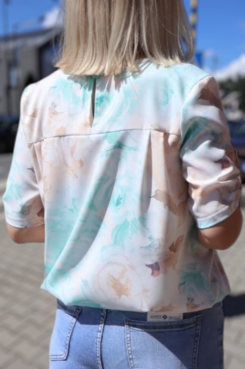 Elegancka bluzka damska wiskozowa z krótkimi rękawami ,,Produkt polski''