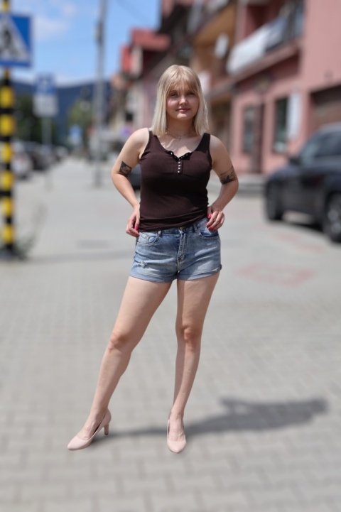 Krótkie spodenki szorty jeans M SARA