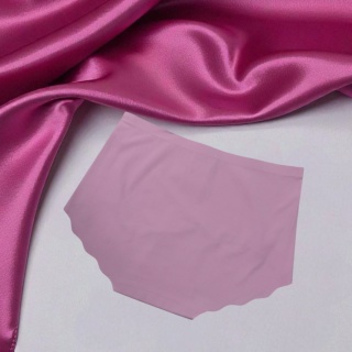 Majtki damskie bezszwowe laserowo cięte różowe