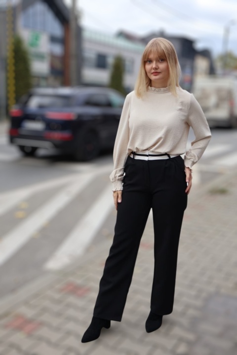 Klasyczny garnitur damski czarny, spodnie z szeroką nogawką