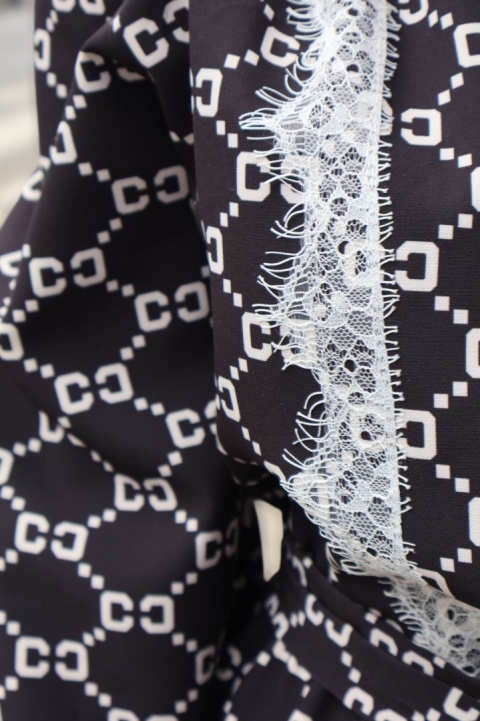 Sukienka czarna mini z długim rękawem i koronką, hiszpanka