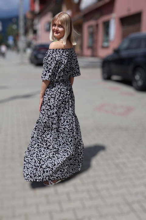 Sukienka maxi hiszpanka w drobne listki, krótki rękaw czarna